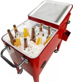 AXI Retro Cooler Rood - Koeler Met Wielen - 76L Inhoud - Koelbox Met Aftapkraan -Buitenkampeer Winkel 1075x1200