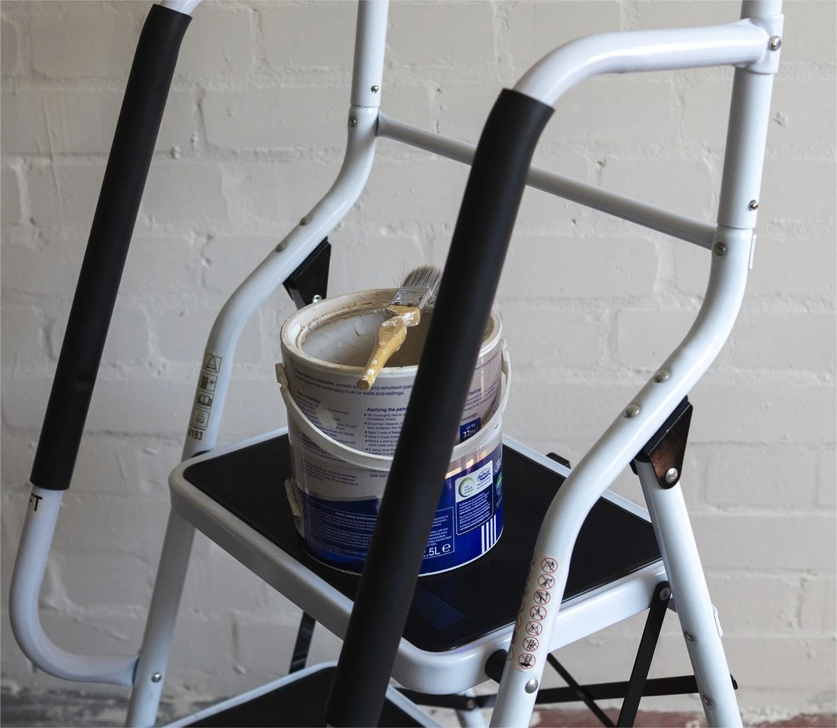 Aidapt Opstapkruk Met Leuning - 3 Treden 4 Aidapt Opstapkruk Met Leuning - 3 Treden - Afbeelding 4