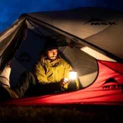 Favour L0818 Retro Camping Lamp Oplaadbaar LED, 320 Lumen, IP64 Waterdicht, Draagbare Kampeerlamp, Tentlamp, Acculamp, Traploos Dimbare Lamp Incl. Kaarslicht-modus, Zwart 16 Favour L0818 Retro Camping Lamp Oplaadbaar LED, 320 Lumen, IP64 Waterdicht, Draagbare Kampeerlamp, Tentlamp, Acculamp, Traploos Dimbare Lamp Incl. Kaarslicht-modus, Zwart -Buitenkampeer Winkel 1200x1200 1005