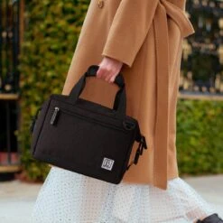 Brisby 4 Laags Geïsoleerde Koeltas - Lunchtas 12 Liter - Extra Ruimte Uitvouwbaar- Zwart 12 Brisby 4 Laags Geïsoleerde Koeltas - Lunchtas 12 Liter - Extra Ruimte Uitvouwbaar- Zwart -Buitenkampeer Winkel 1200x1200 56