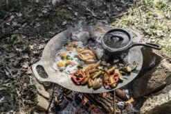 Petromax KR1 Gietijzeren Steelpan Met Deksel (1 Liter) 19 Petromax KR1 Gietijzeren Steelpan Met Deksel (1 Liter) -Buitenkampeer Winkel 1200x799 30