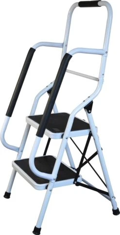 Aidapt Opstapkruk Met Leuning - 2 Treden 9 Aidapt Opstapkruk Met Leuning - 2 Treden -Buitenkampeer Winkel 612x1200 1