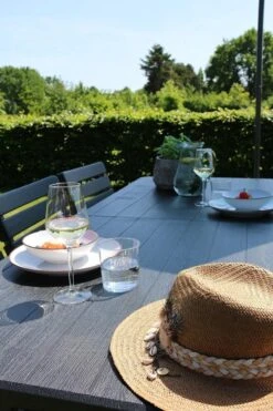 ERRO Vouwtafel - Houtlook - 180x74cm - Zwart -Buitenkampeer Winkel 800x1200 1