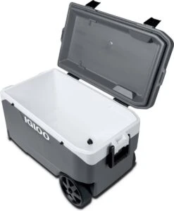 Igloo Latitude 90 Roller - Grote Koelbox Op Wielen - 85 Liter - Grijs -Buitenkampeer Winkel 988x1200